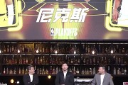 周琦：眼睛又做了激光手术 医生说打完总决且伤势没加重已很幸运